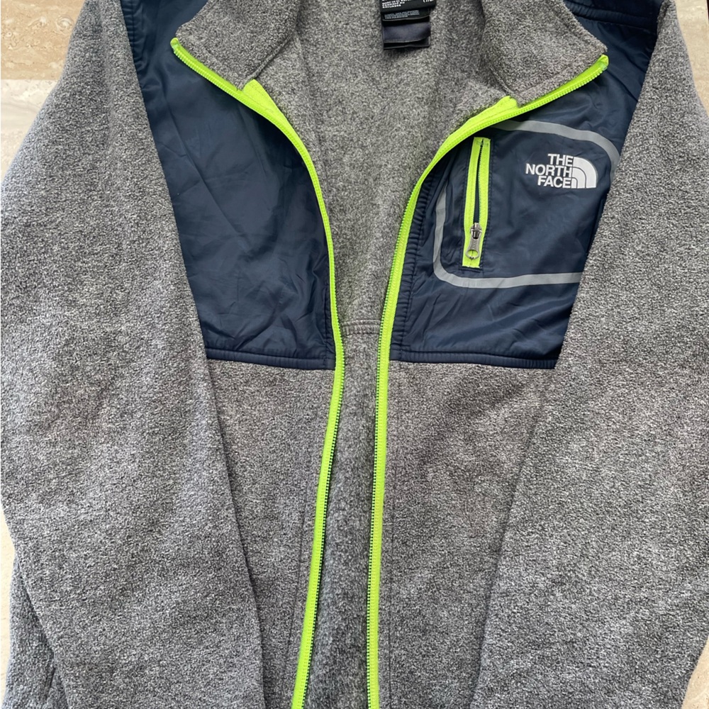 Boys NorthFace jacket. size 7/8